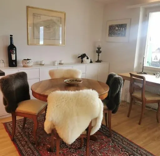 Neb-thun Einigen, Am דירה שפיץ